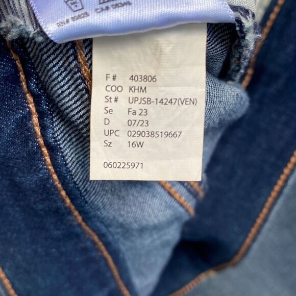 Jessica Simpson NWT Midrise Bootcut Jeans Ventura Blue Medium Wash 16W 18W XL - Picture 6 of 8